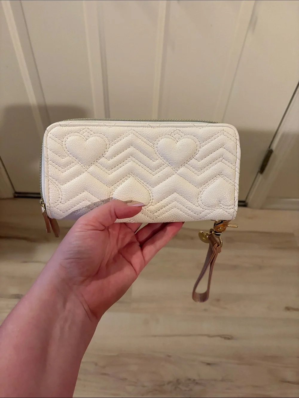 Betsey Johnson White Quilted Wristlet Wallet with Cream Floral Accents